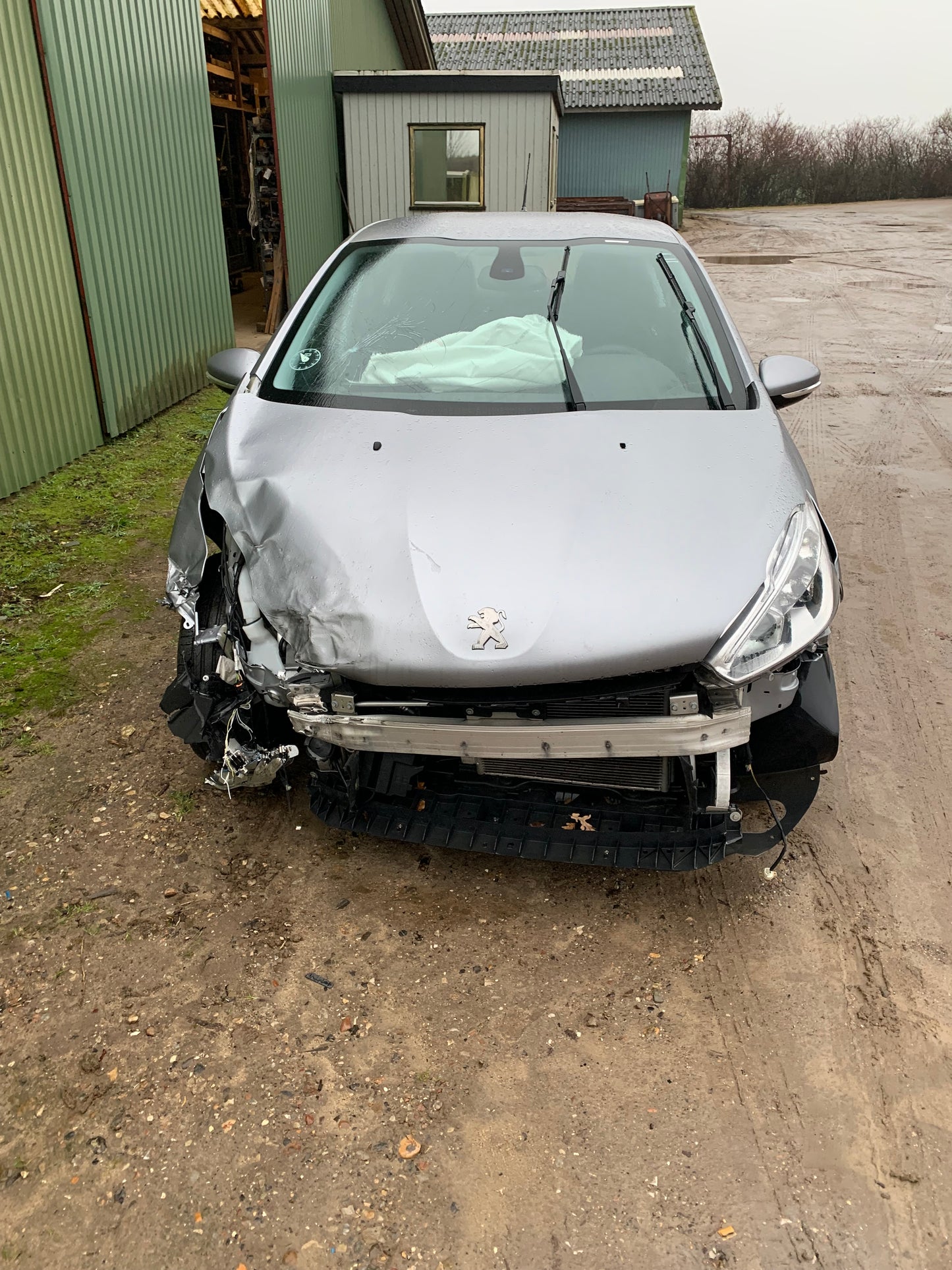 Brugt Peugeot 208 (12-19) Pluk-Selv-Bil med kun 66.000 Km. fra Autogenbrug / Autoophug