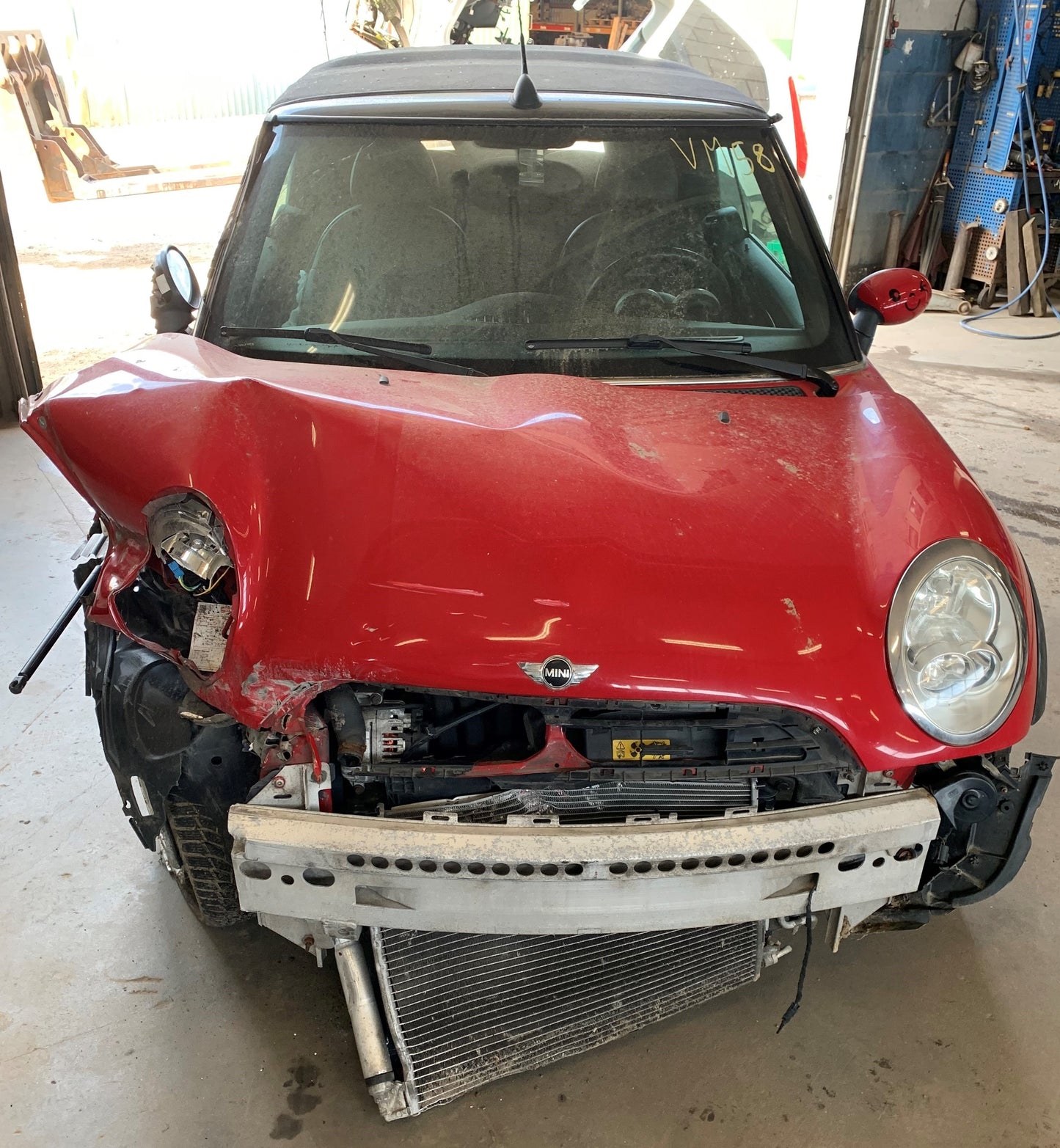 Brugt Mini Mini Mki (01-08) Pluk-Selv-Bil med kun 142.000 Km. fra Autogenbrug / Autoophug